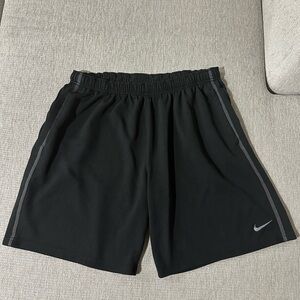 Men’s Nike basketball shorts black XL